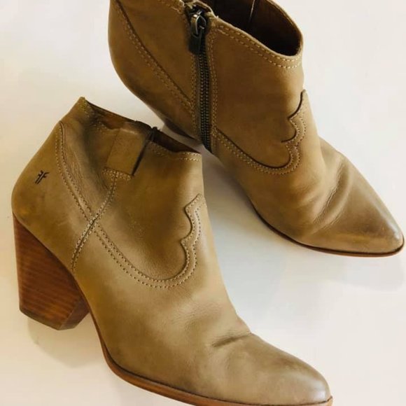 Frye Shoes - Frye Reina Ash ankle booties leather 9.5